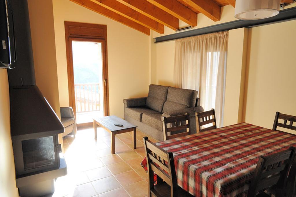Apartaments Cal Climent Fornols Стая снимка